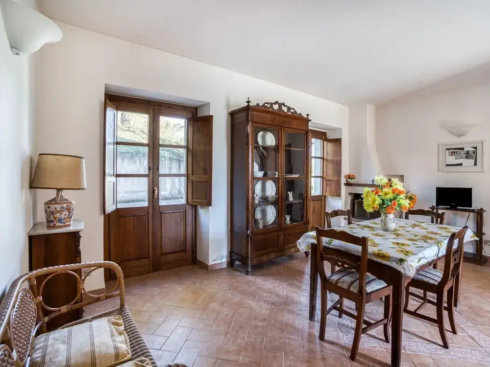 Mansion in Citerna With Pool & Garden