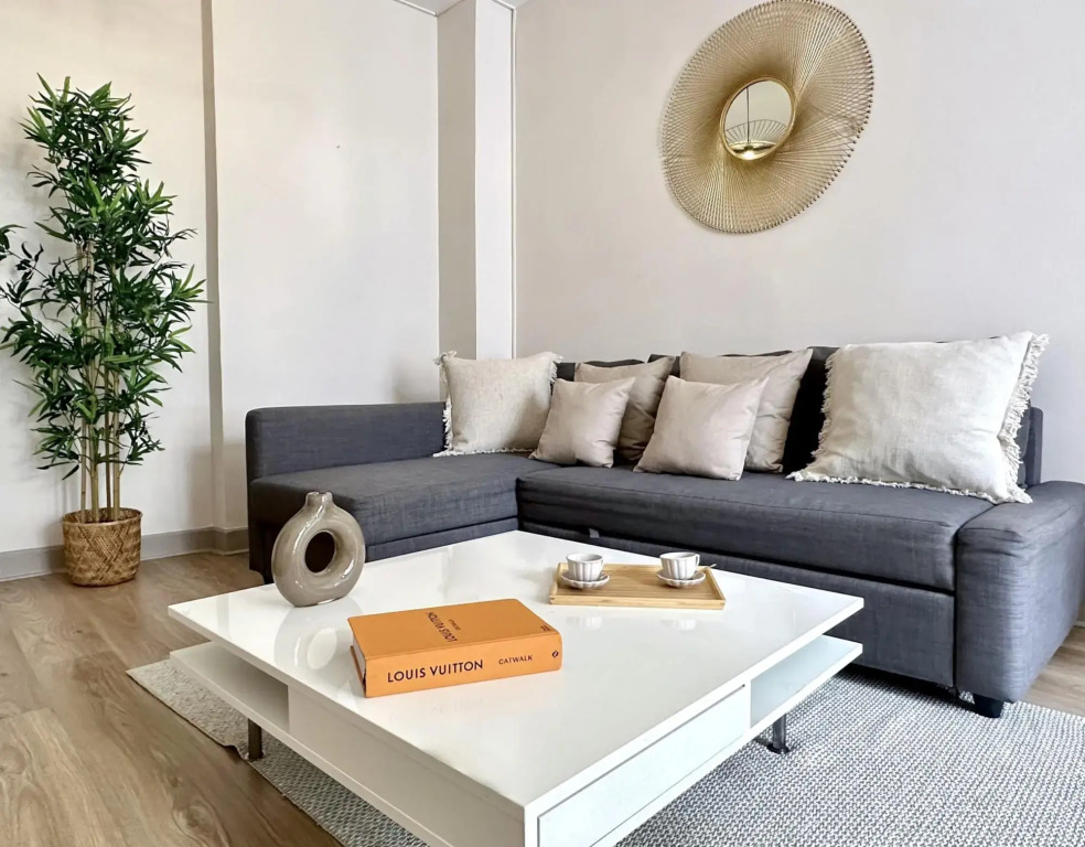 5494B  - Appartement familial - Batignolles