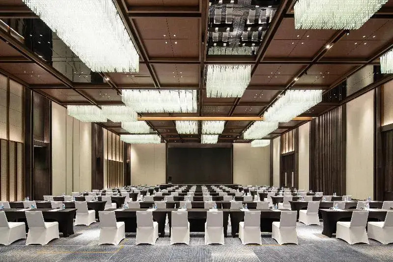 Crowne Plaza Jiangmen Binjiang by IHG