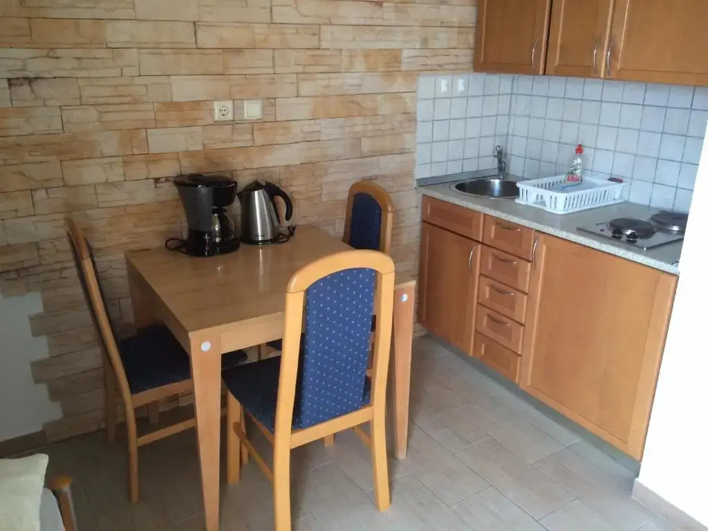 Apartments 30m from the beach