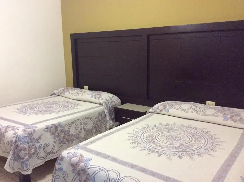 Hotel Bicentenario