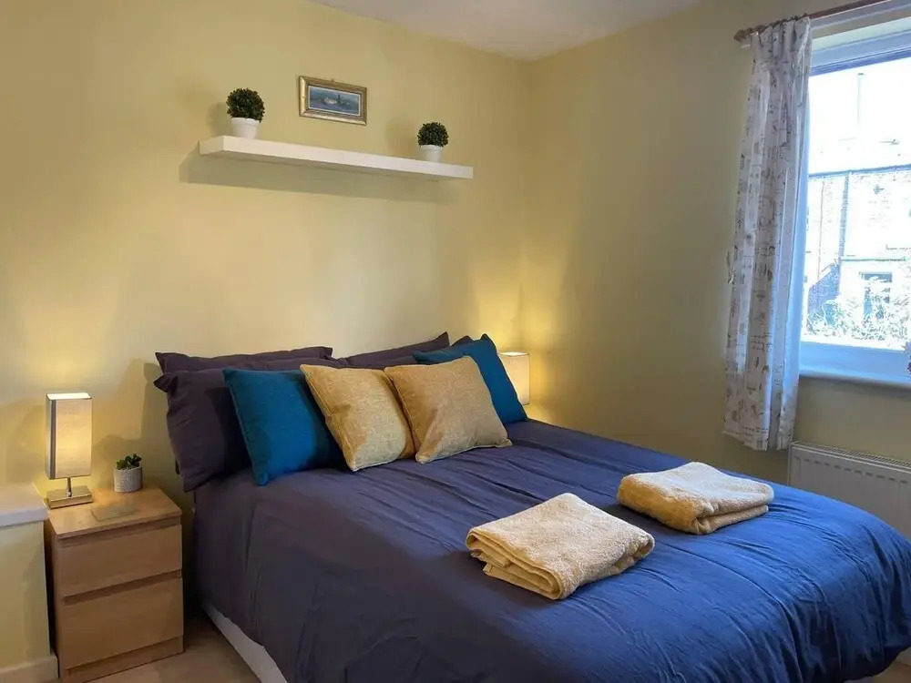 Ideal for Contractors & Families by Hnfc Stays