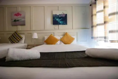 The Metropole
