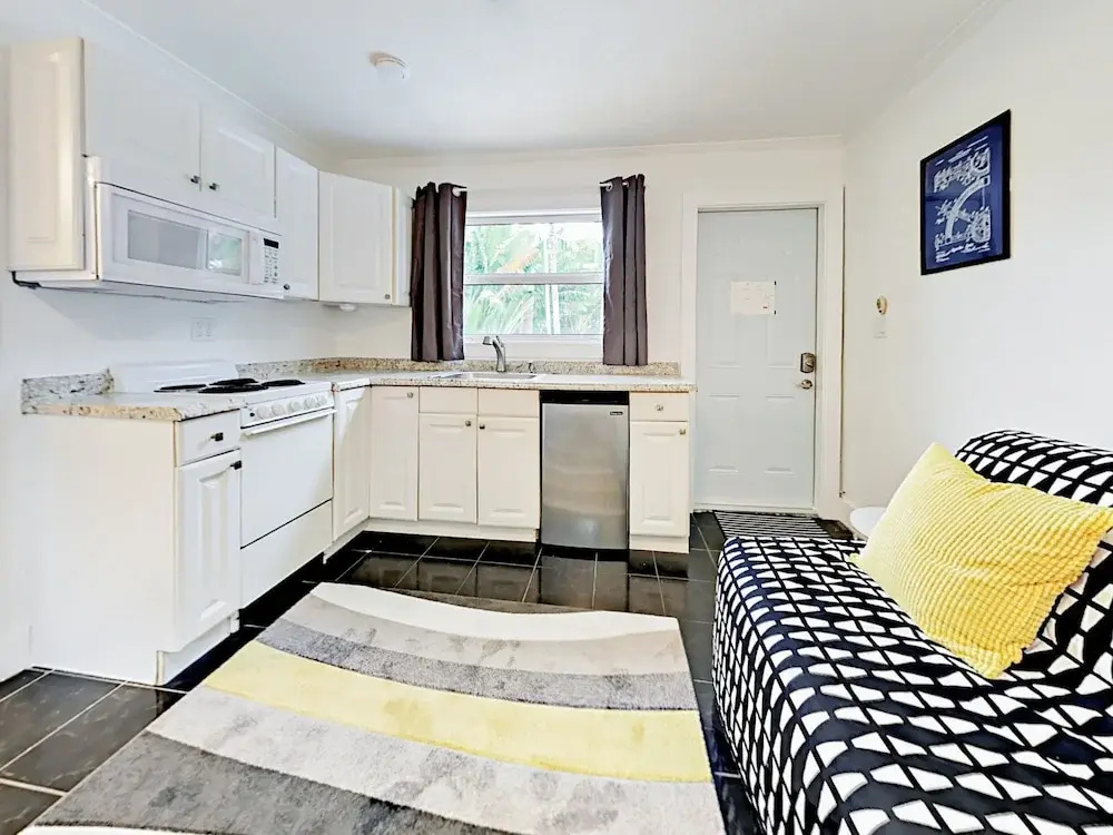 232 NW 23 Street Townhouse Entire House 4 Bedrooms 4 Bathrooms Townhou