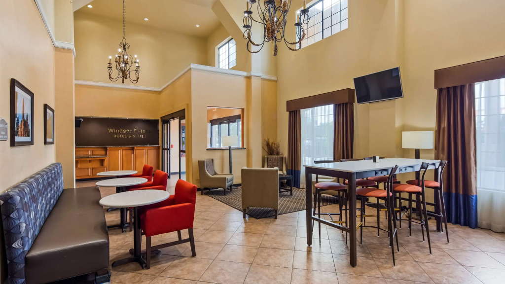 Best Western Windsor Pointe Hotel & Suites-Frost Bank Center