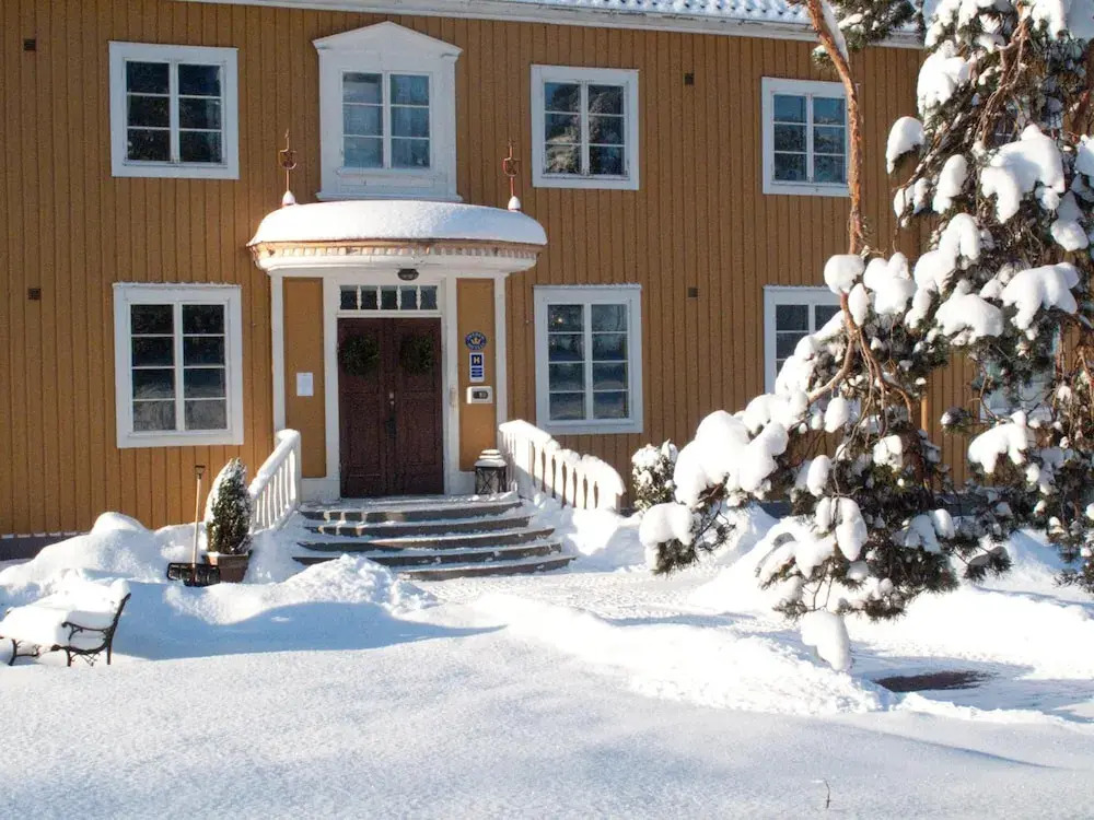 Insjöns Hotell