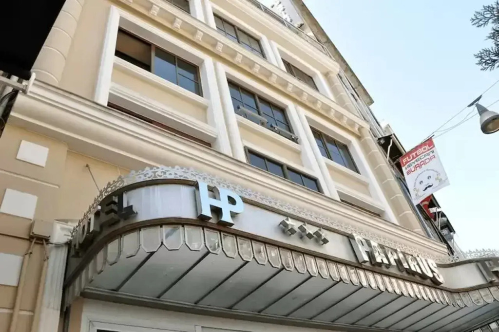 Grand Papirus Hotel