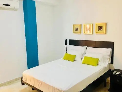 HOTEL TORREON AV