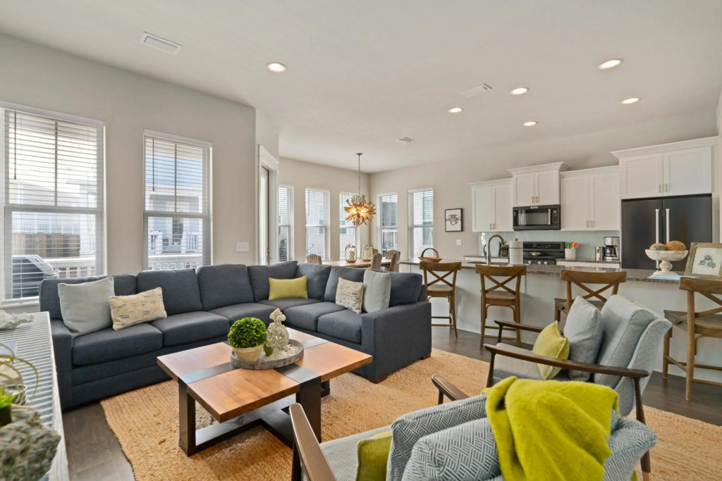 374 Gulfview Circle