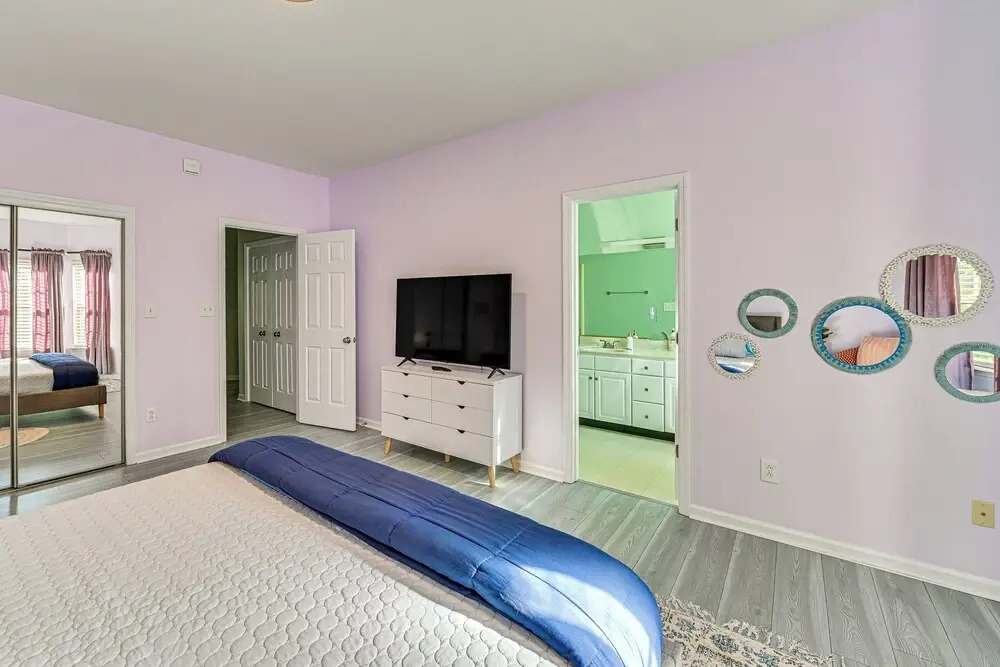 ~ 2 Mi From UK: Gorgeous Lexington Retreat!