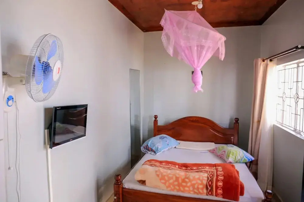 Luwafu Guest House