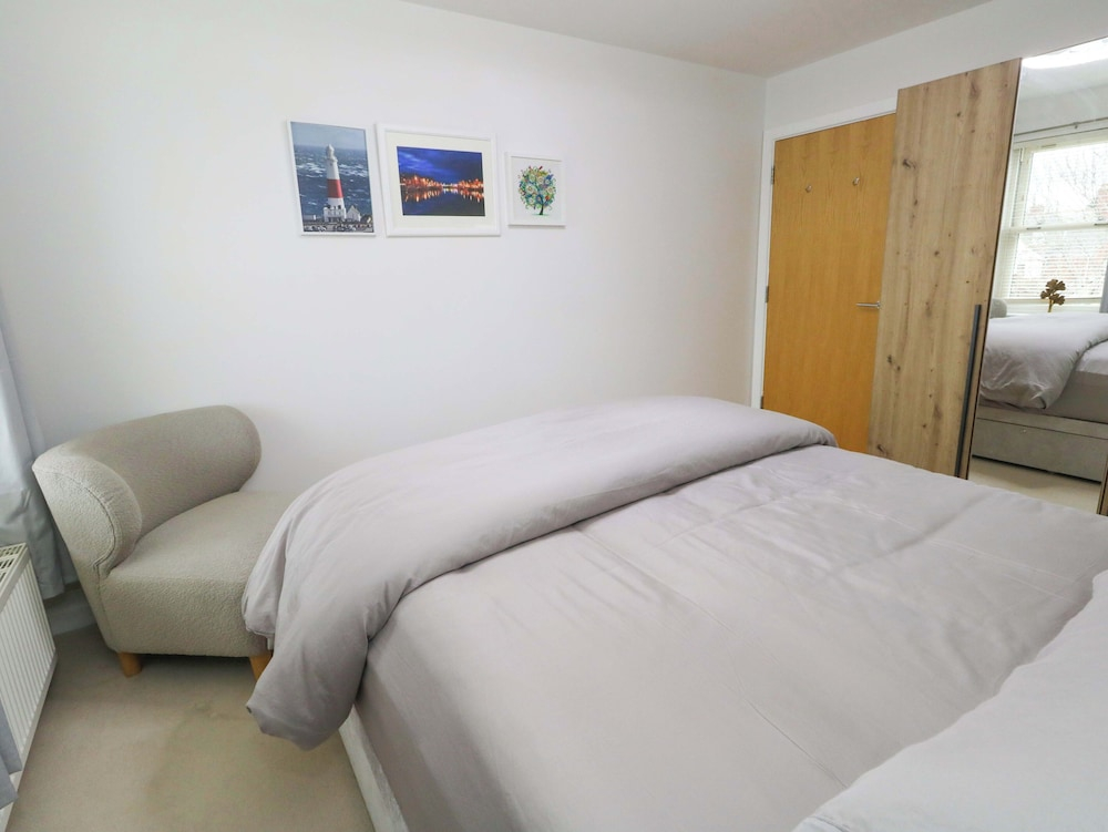 Harbour Reach 7