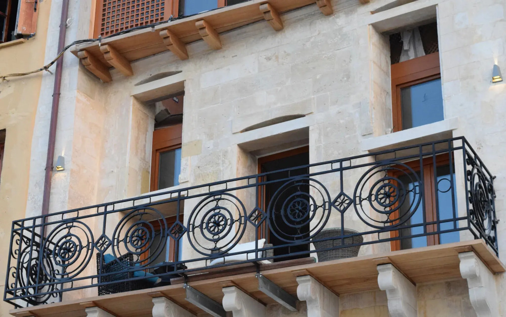 Vranas Residenza Signature Suites