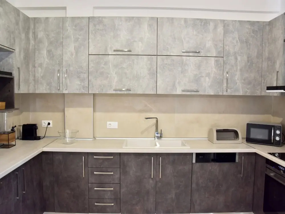 Luxury Rental Villa for 14 People