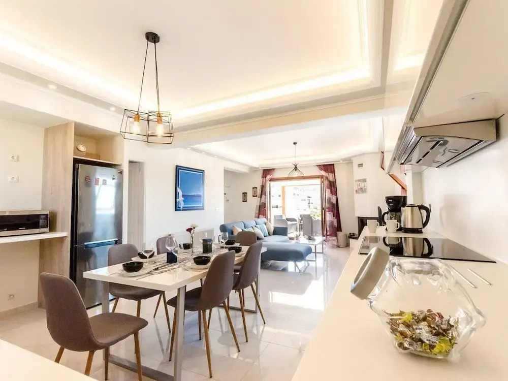 Leo - Unique Sea View Apartment