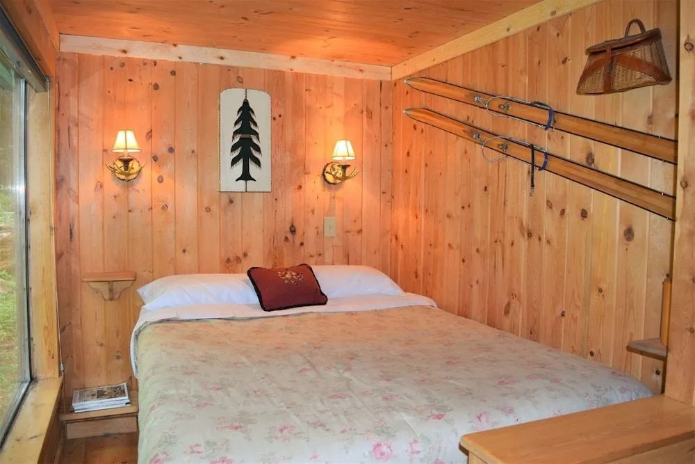 Cowlitz River Cabin