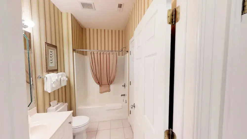Champions Unit 3702
