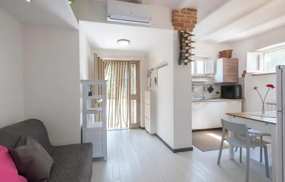 Stunning Home in Arcevia With 2 Bedrooms, Wifi and Outdoor Swimming Pool