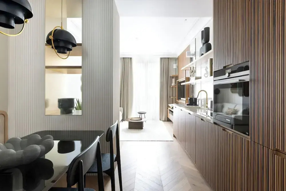 HIGHSTAY - Luxury Serviced Apartments - North Marais 2