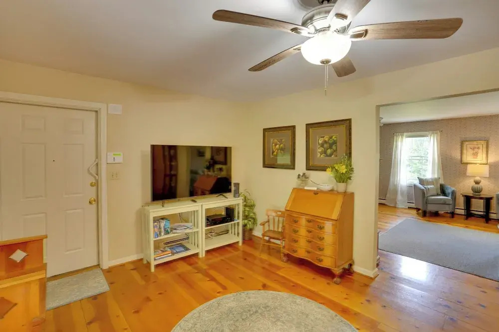 Pittsfield Home w/ Deck - 12 Mi to Jiminy Peak!