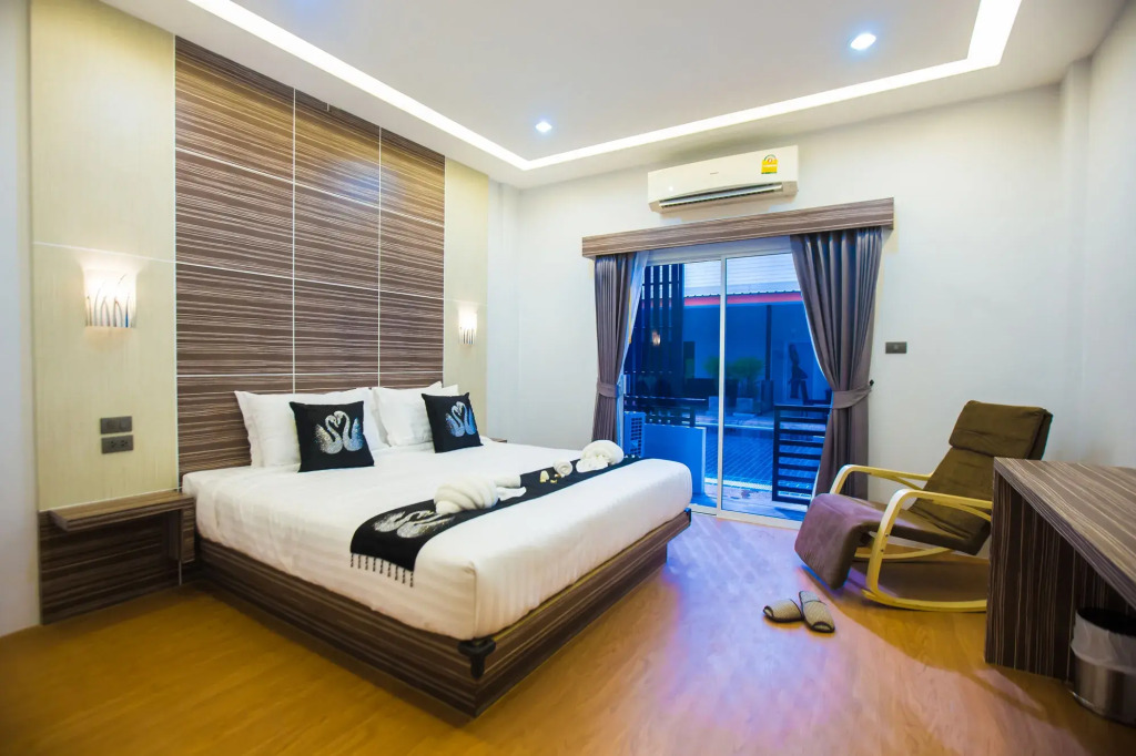The S.G Hotel