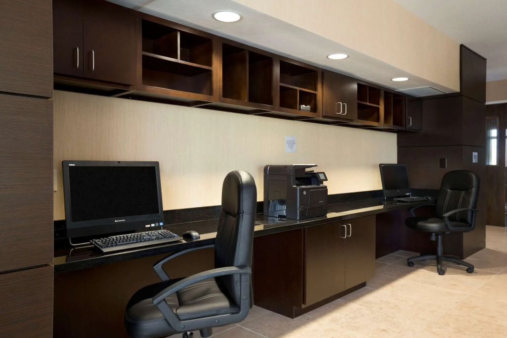 Wingate by Wyndham Seminole