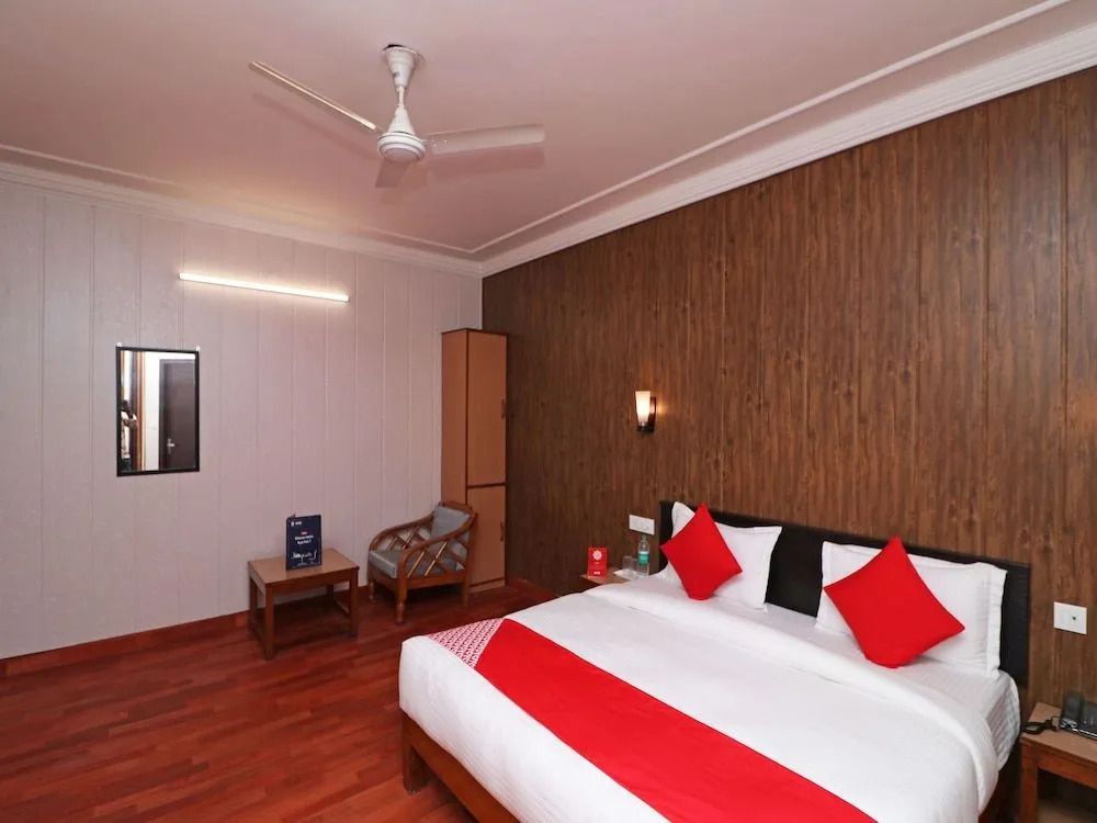 OYO 12939 Hotel Mehtab Regency
