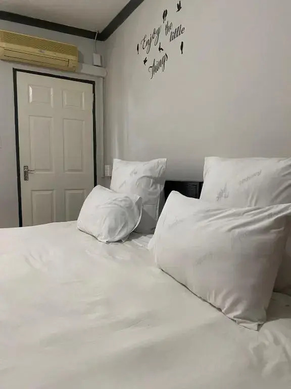 liam travel inn