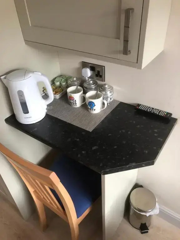 Private en-suite guestroom Ruthin