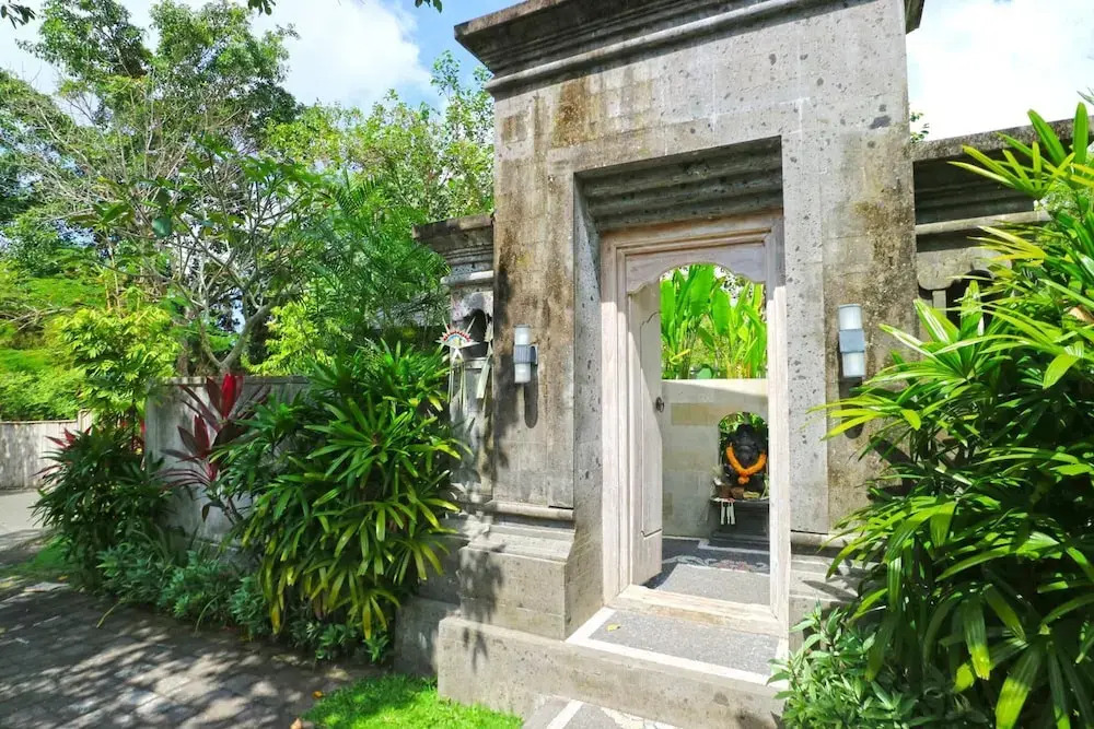 Avisaravilla and Guest House
