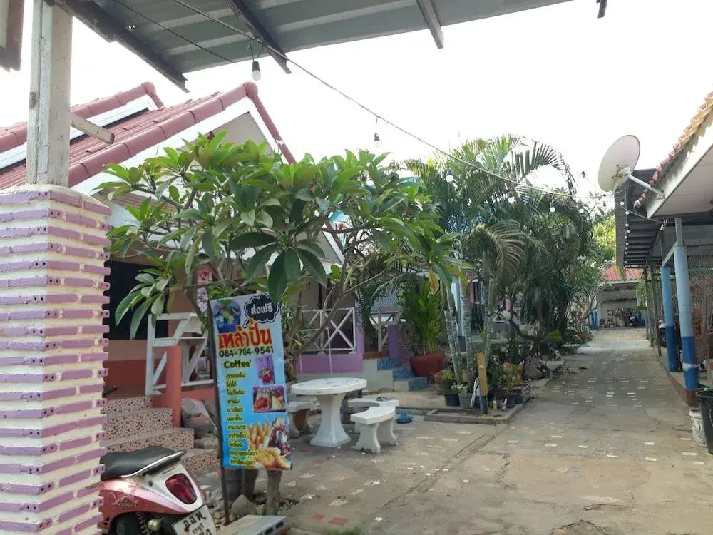 Poopreaw Koh Larn