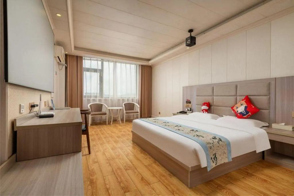Boyixin Hotel (Anshun West High Speed Railway Station Airport Road)