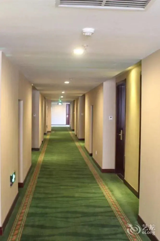 GreenTree Inn JUSCO Shopping Mall Business Hotel