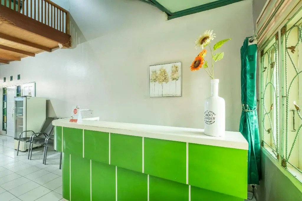 OYO 2227 Raka Residence Syariah