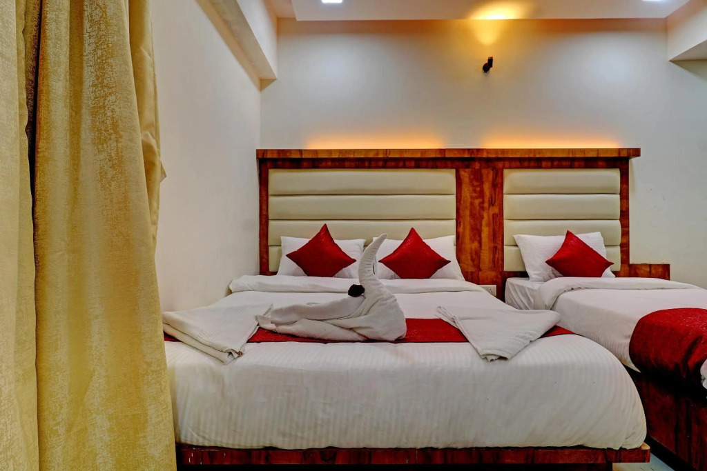 Sun Inn Residency Rabale