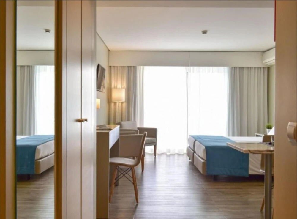 Aqualuz Lagos by The Editory