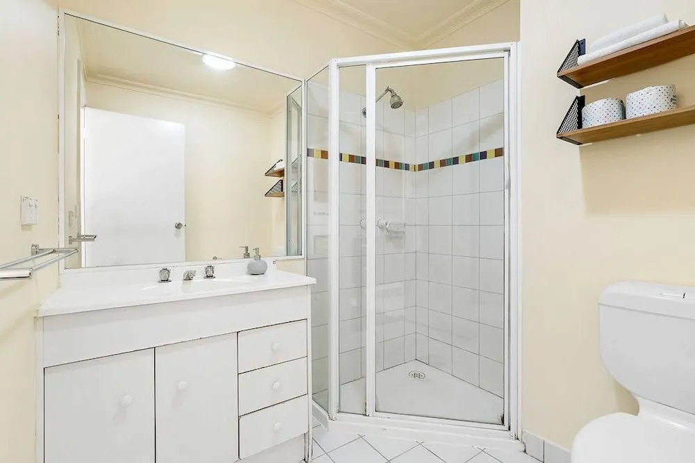 ELIZA, 2BDR Melbourne Apartment