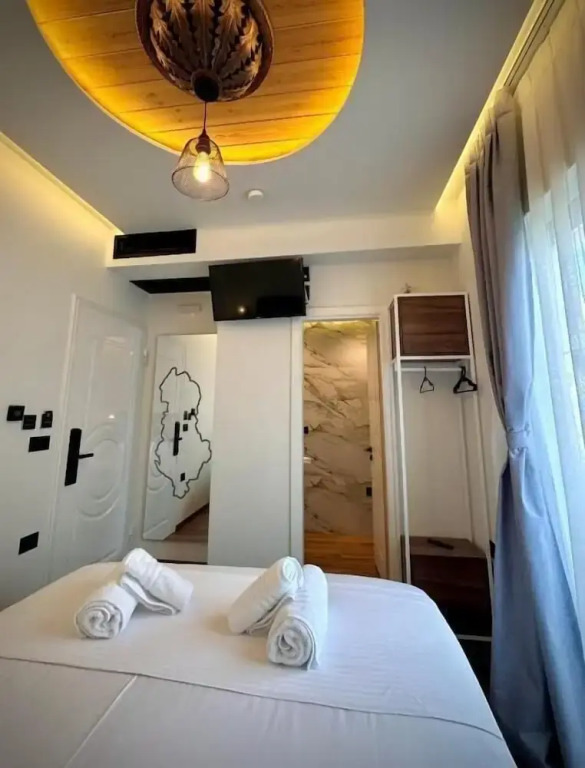 Martin Luxury Hotel