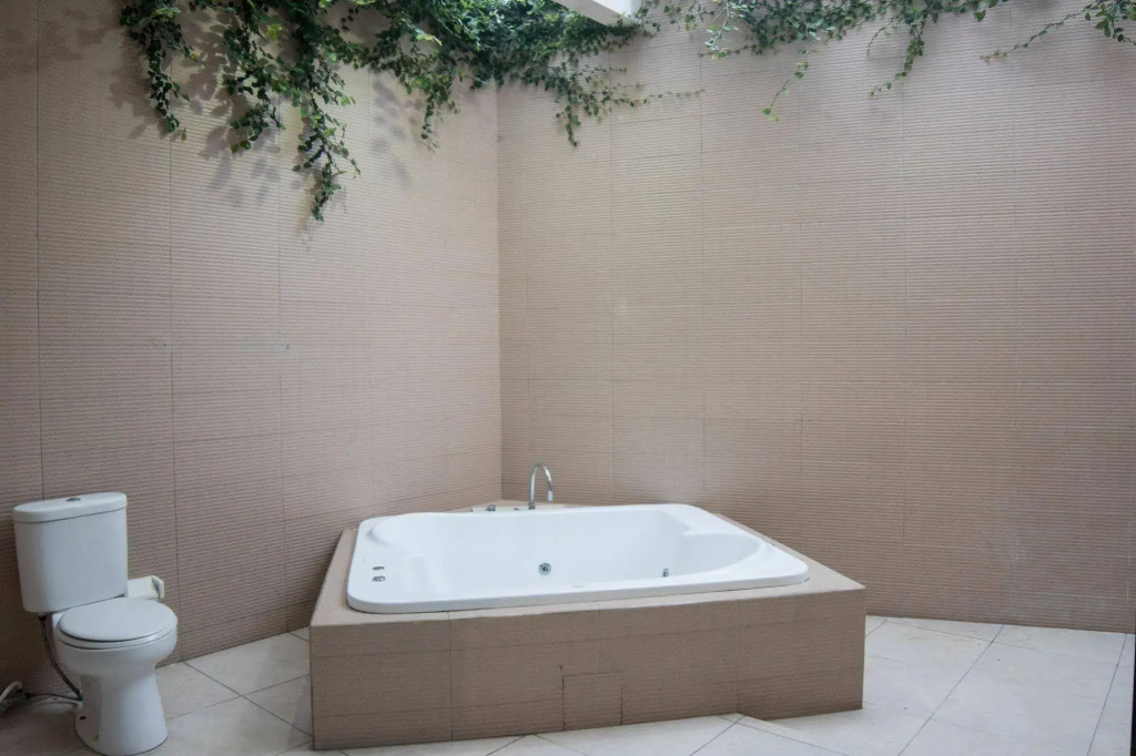 Abian Residence
