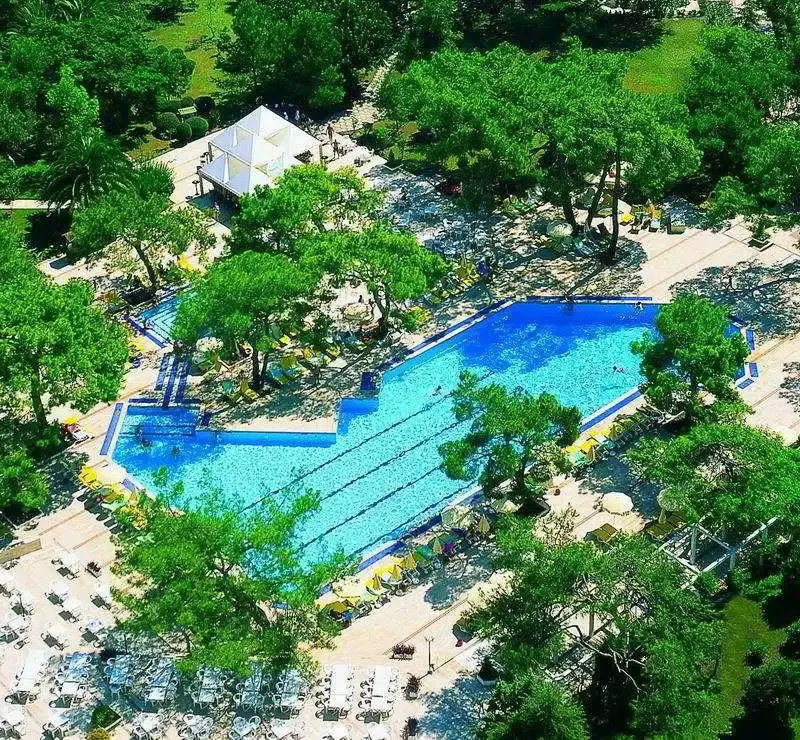 Perre Art Hotel Resort & Spa