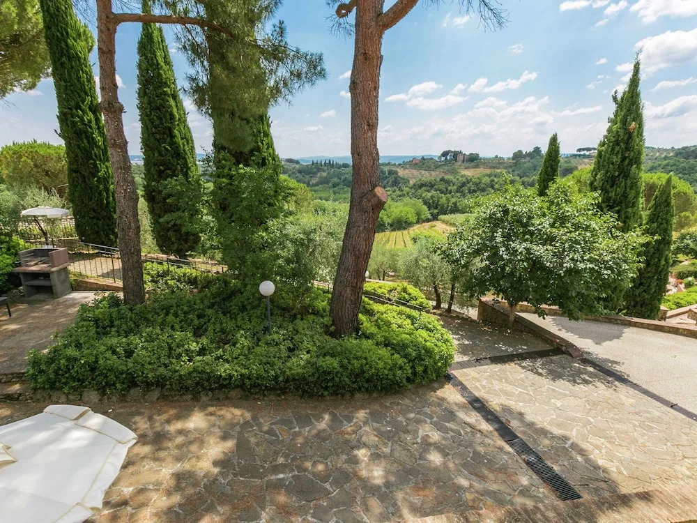 Cozy Holiday Home with Pool in Sienna Italy