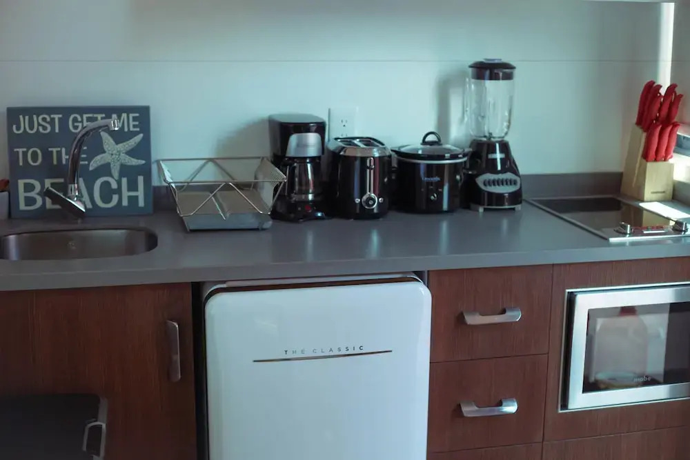 Lavish 1 BR Condo for 2 people with private terrace by Happy Address