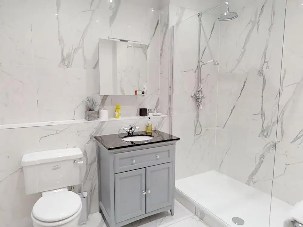 Ultra Luxurious 2 Bedroom