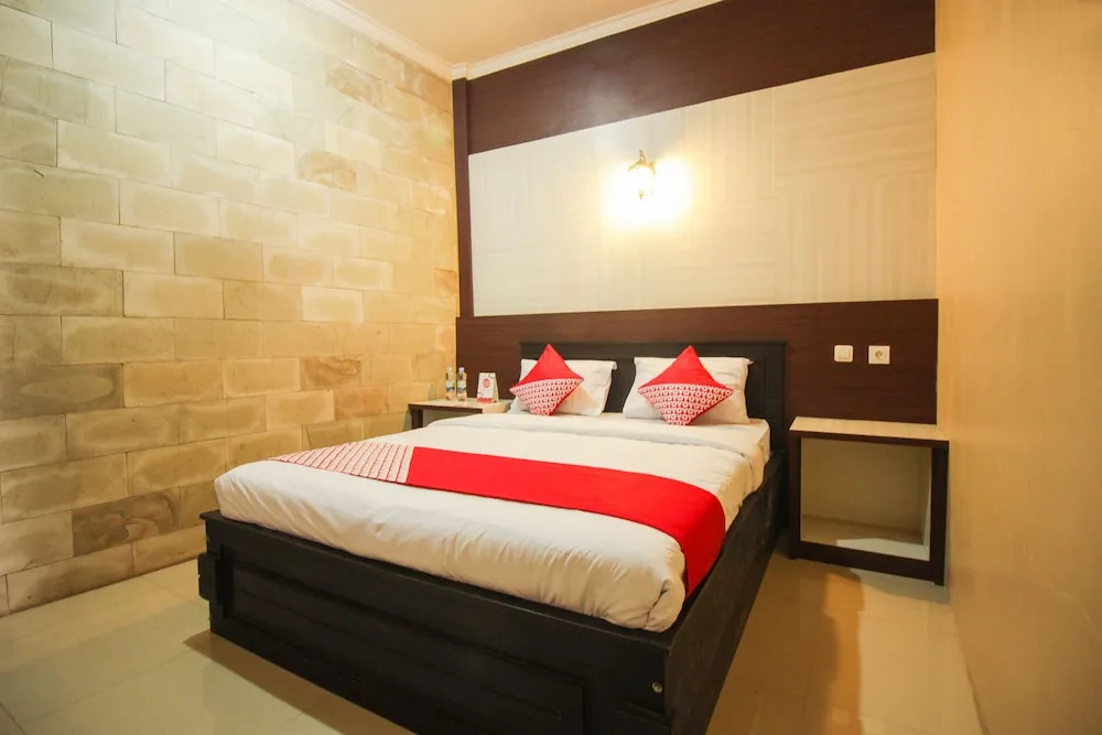 OYO 820 Abad Baru Hotel