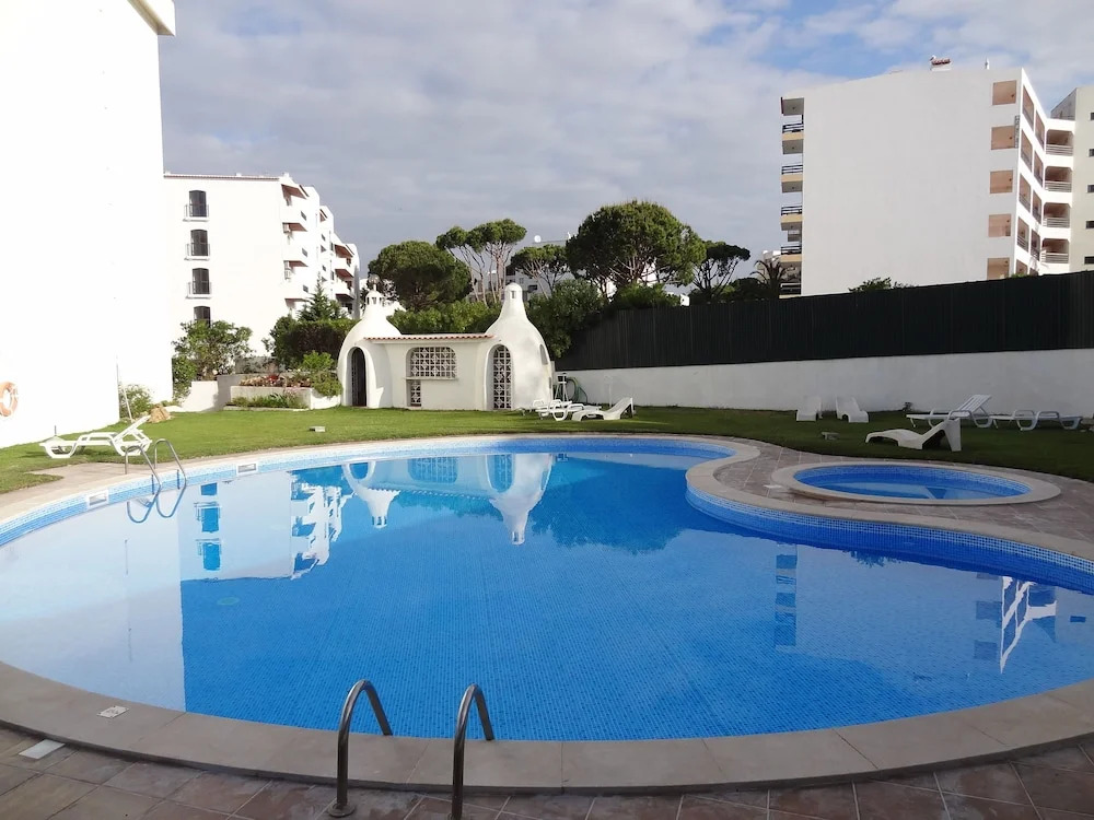 Scalabis Apartments