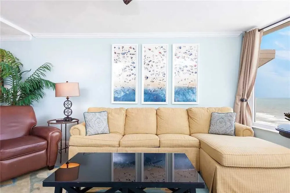 Shores Club 1104 - Two Bedroom Condo