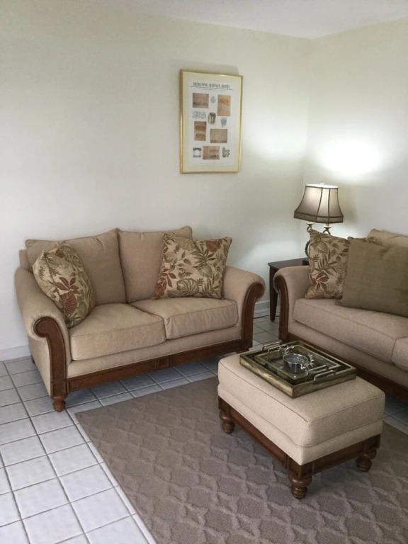 Charming 1-bed Apartment Near Port Lucaya