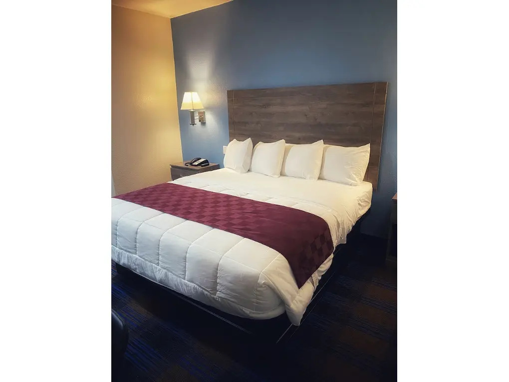 Arya Inn And Suites