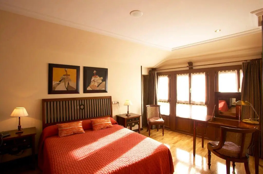Apartamentos La Pontiga ***