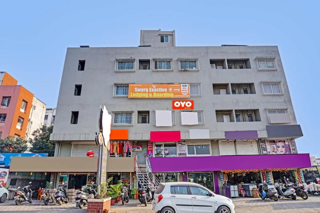 OYO Flagship 70224 Swarg Executive Paradise